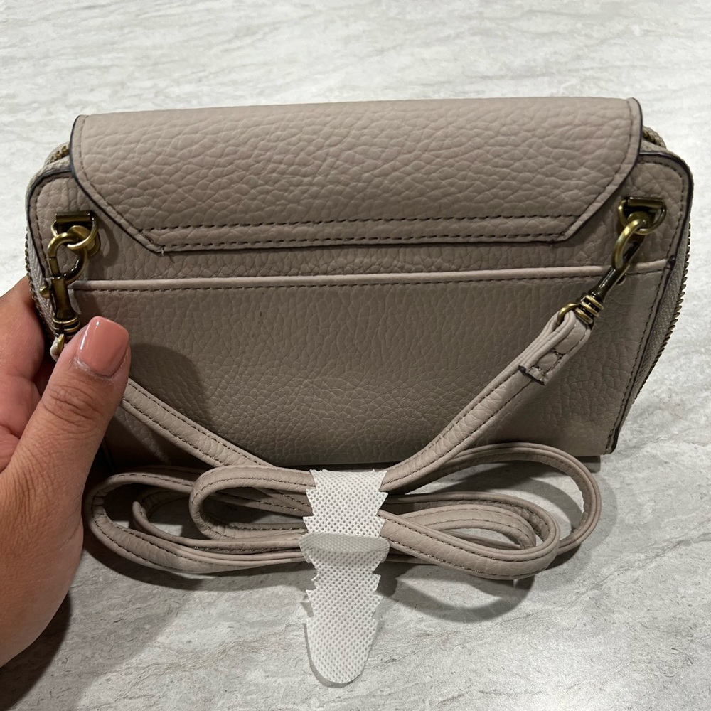 NWOT Relic Crossbody - Picture 6 of 7